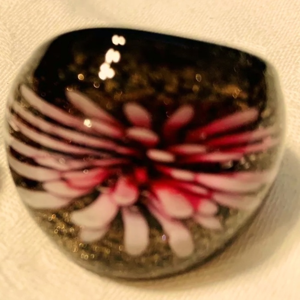 VTG Purple Pink Lucite Domed Flower Ring Size 5.5